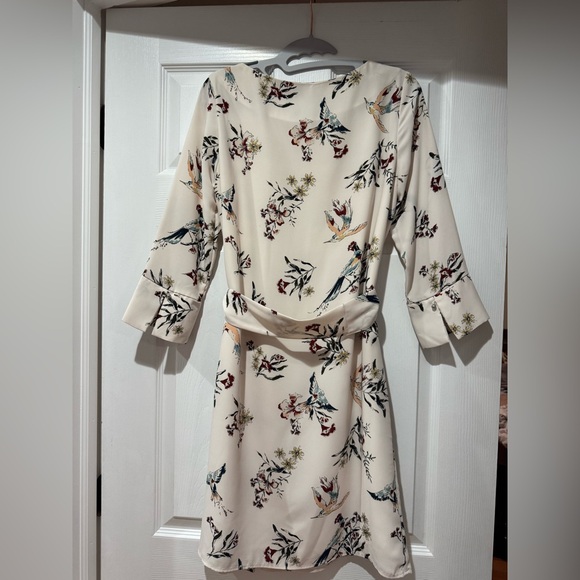H&M Cream Floral Bird Print Dress - Picture 3 of 5